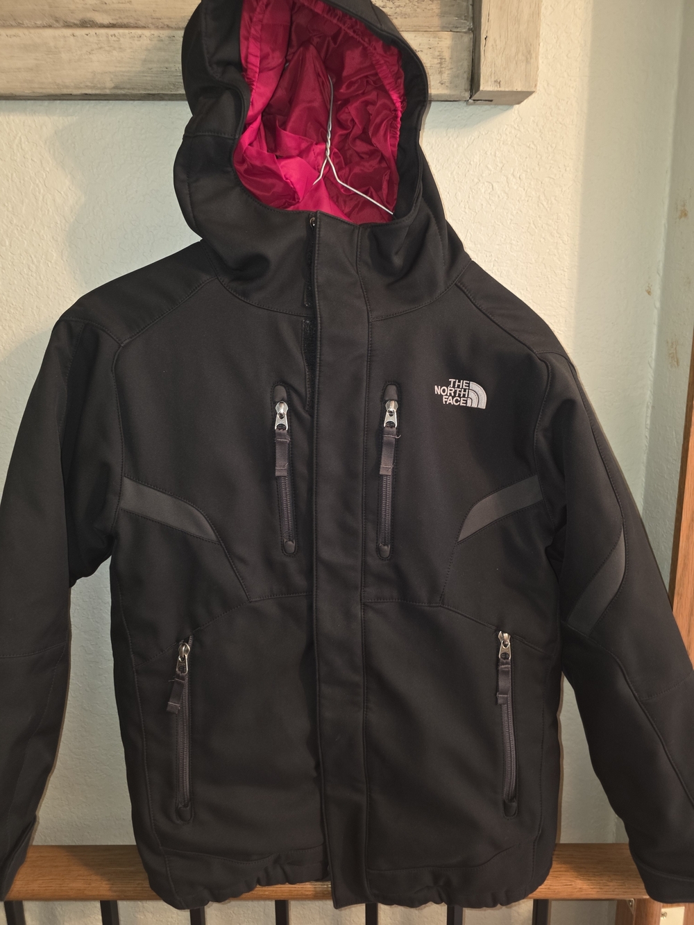 The North Face Black Hooded Ski Jacket TNF APEX  Sz 10/12 Boys
